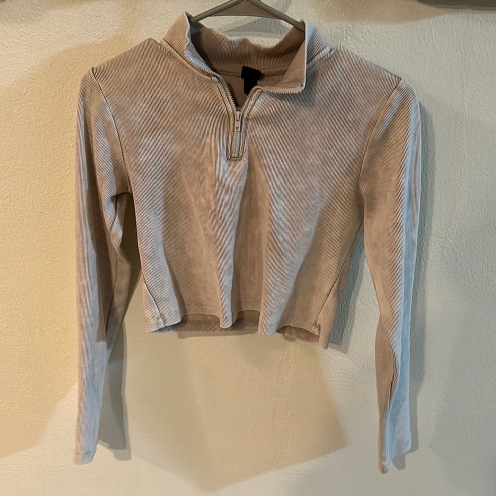 Wild fable cropped 3/4 zip cream top